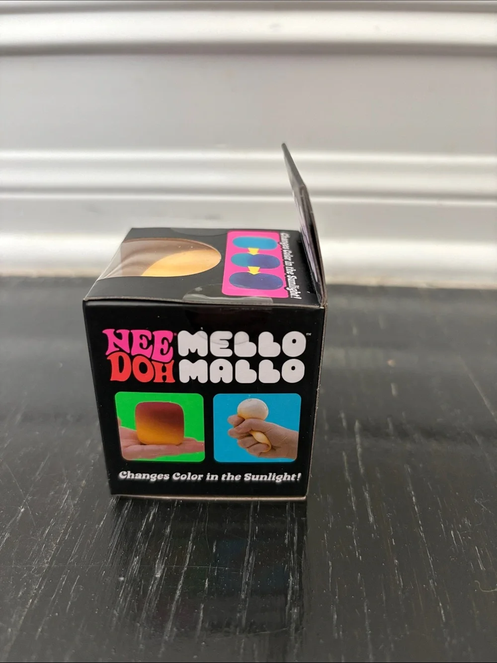 NeeDoh Mello Mallo Color-Changing Fidget Toy